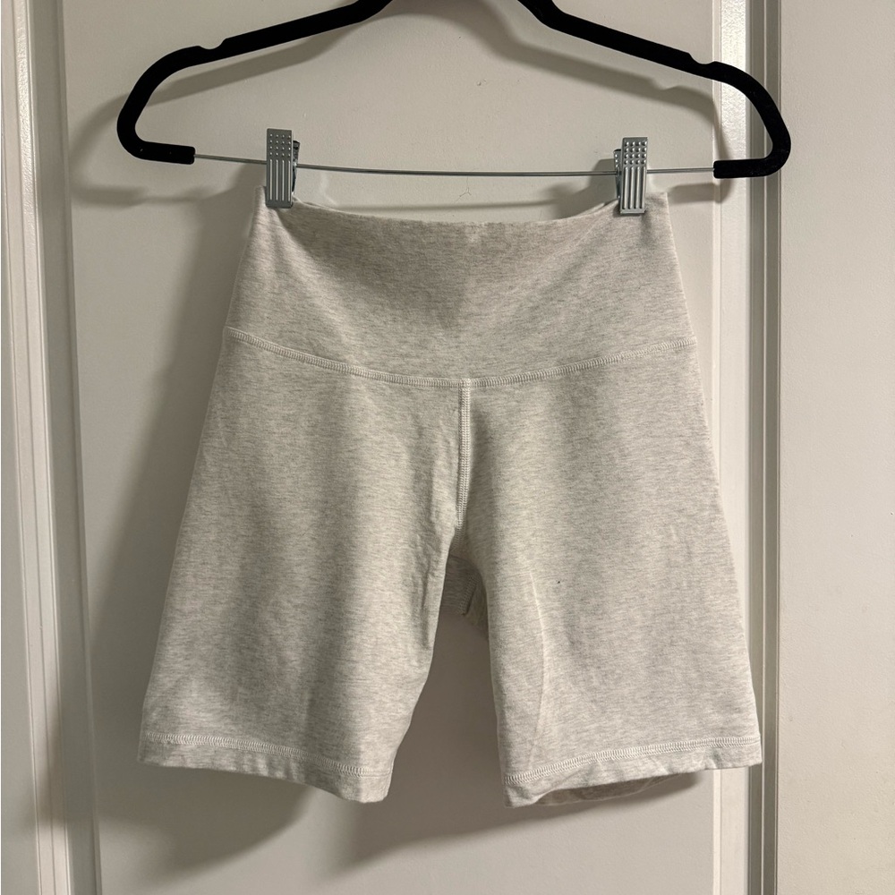 TNA Bike Shorts Heather Cloud White 6”